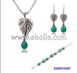 Turquoise jewelries set