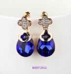 Sapphire clover earrings