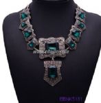 Vintage retro rhinestone necklace