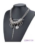Vinteg retro metal necklace