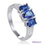 Sapphire diamantes rings