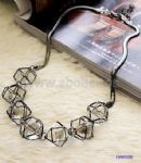 Hollow stereo crystal chain