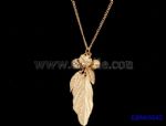 Gold leaves pendant necklace