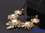 Flowers charms necklace with pearls inlaid