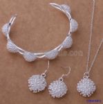 Silver Daisy Jewelry Set 