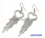 Heart shape of crystal earring