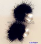 Plush stud earring with pearls