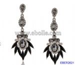 Exquisite rhinestone earring