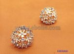 Daisy flower with crystal earings