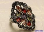 Vintage hollowed diamantes ring