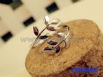 Metal leaves rings