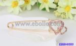 Gold plated hat brooch, With pin and crystal
