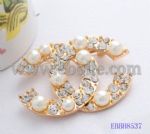 Chanel-Shape Brooch with Pearl and Rhinestone