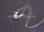 AAA pearls elk shape pendant necklace