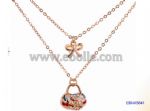 Pendant necklace