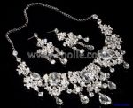 Fashionable Wedding Jewelry with All Clear Glass Stone