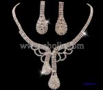 Fashionable Pendant Earrings Sets with Sparkling Diamond and Crystal Decoration