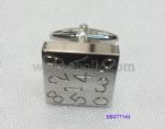Exquisite engraved number cufflink