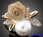 Royal vintage gem ring