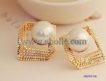Hot sale fashion stud pearl earring