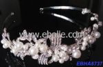 Silver plated headband with pearls decoration